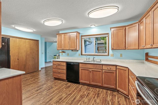 2110 Sycamore Street, Longview, WA 98632