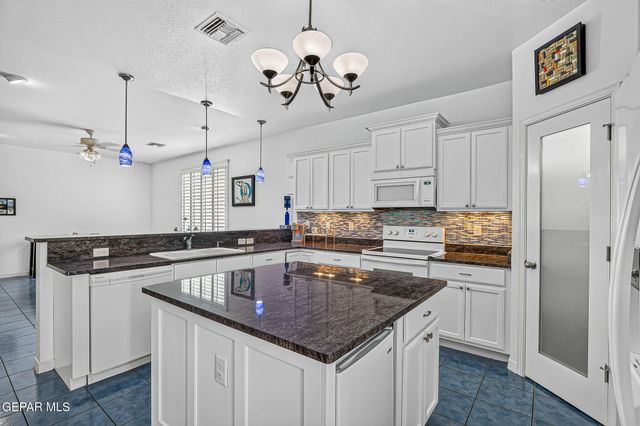 3151 HIDDEN CREEK Drive, El Paso, TX 79938