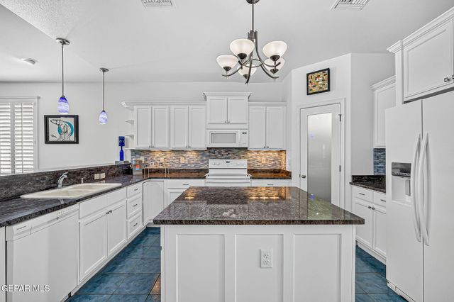 3151 HIDDEN CREEK Drive, El Paso, TX 79938
