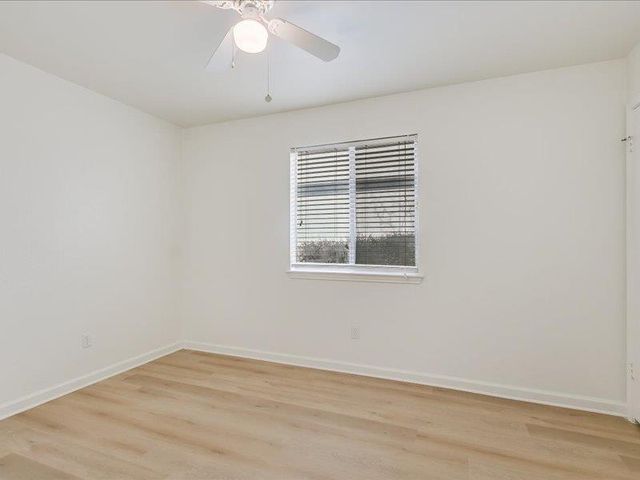 817 Smoke Signal PASS, Pflugerville, TX 78660