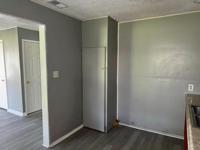 2604 WENONAH AVENUE, Wichita Falls, TX 76309