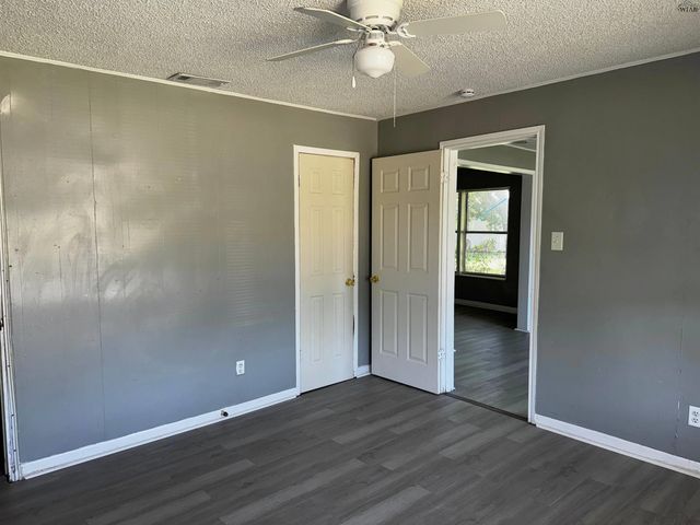2604 WENONAH AVENUE, Wichita Falls, TX 76309