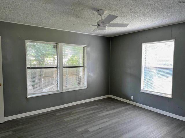 2604 WENONAH AVENUE, Wichita Falls, TX 76309