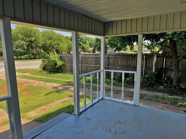 2604 WENONAH AVENUE, Wichita Falls, TX 76309