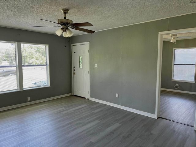 2604 WENONAH AVENUE, Wichita Falls, TX 76309