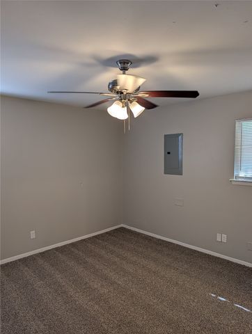 1820 Warren Lane, Fort Worth, TX 76112
