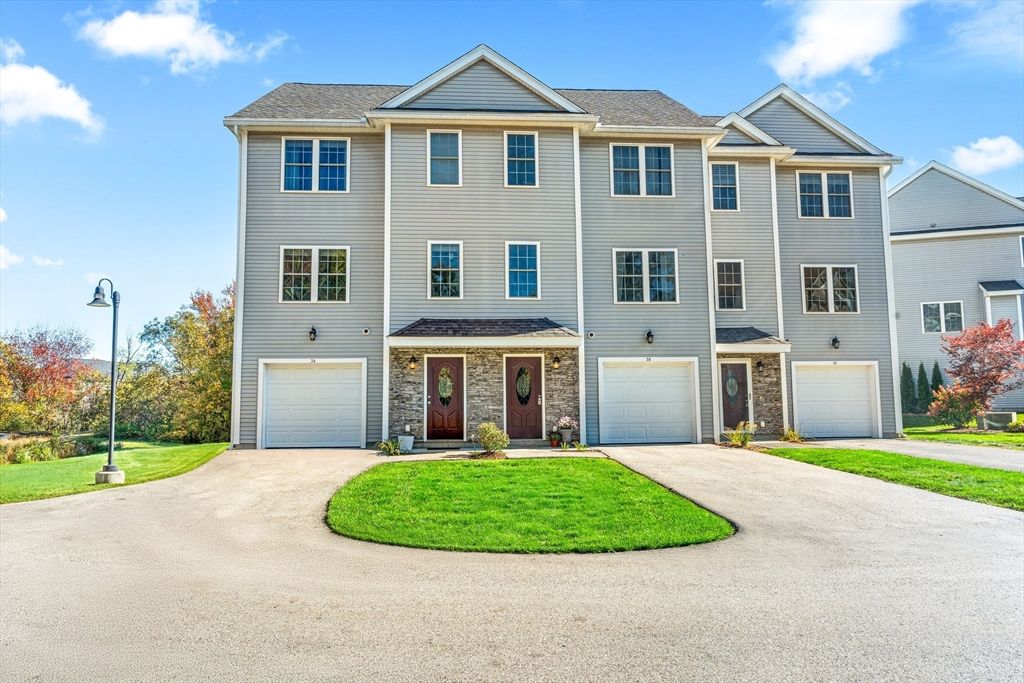 3 Lighthouse Cir A, Salisbury, MA 01952