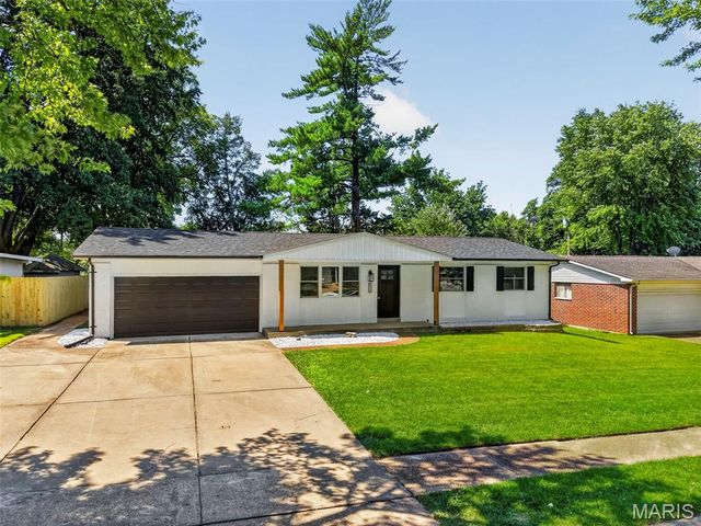 11214 Terry Avenue, Bridgeton, MO 63044