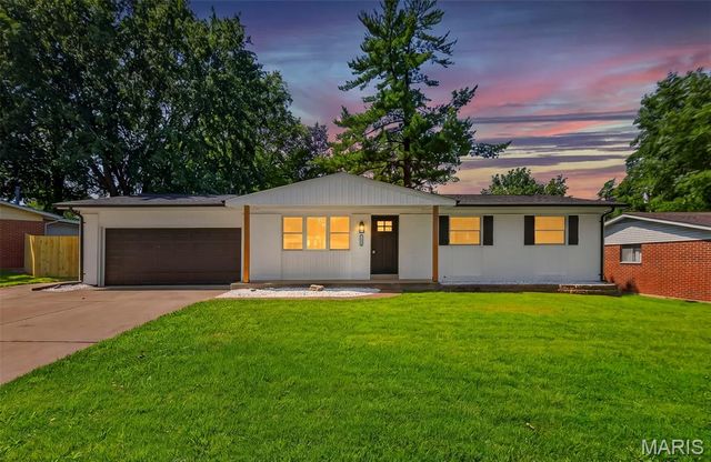11214 Terry Avenue, Bridgeton, MO 63044