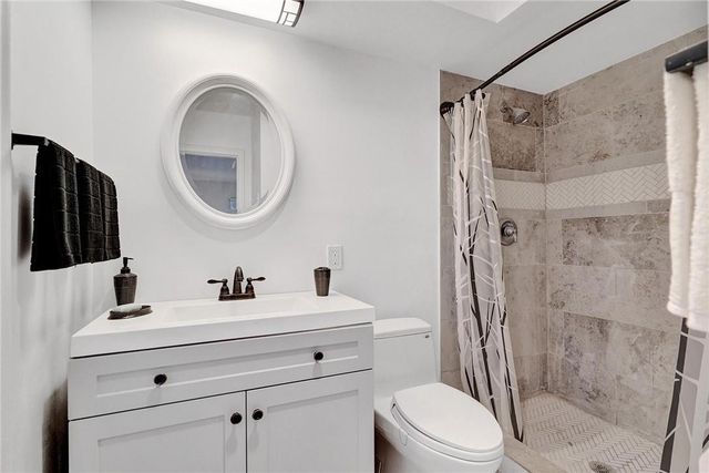 5101 NE 27th Avenue, Lighthouse Point, FL 33064