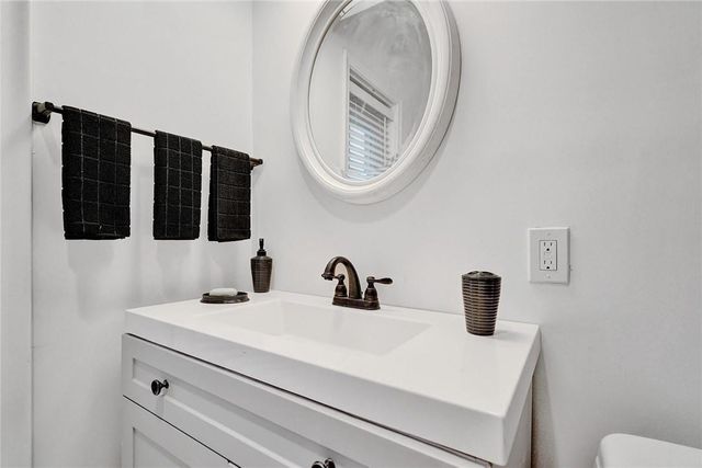 5101 NE 27th Avenue, Lighthouse Point, FL 33064