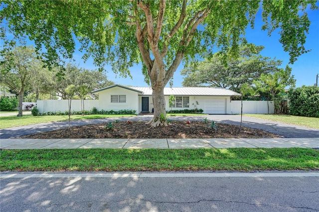 5101 NE 27th Avenue, Lighthouse Point, FL 33064