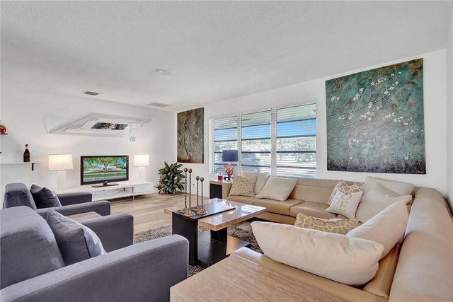 5101 NE 27th Avenue, Lighthouse Point, FL 33064