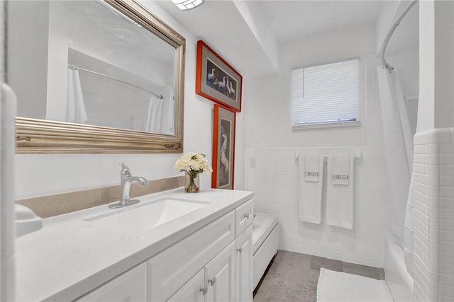 5101 NE 27th Avenue, Lighthouse Point, FL 33064