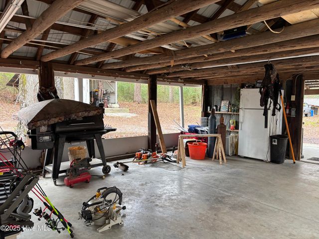 390 Phillips Hill Road, Conway, NC 27820