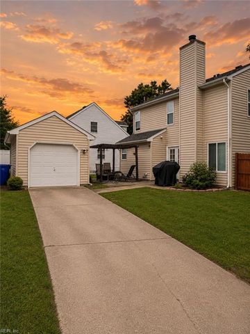 1198 C ST, Suffolk, VA 23434