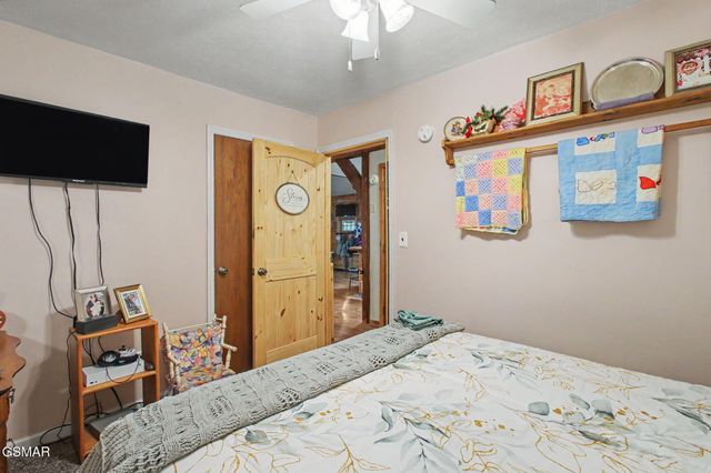 1149 Tranquility Hills Way, Cosby, TN 37722