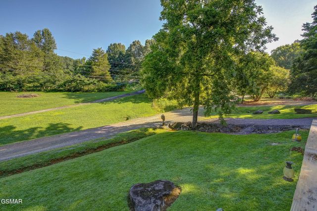 1149 Tranquility Hills Way, Cosby, TN 37722