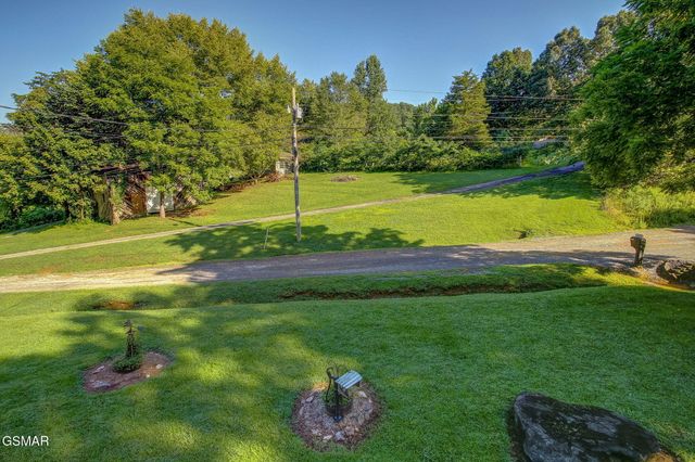 1149 Tranquility Hills Way, Cosby, TN 37722