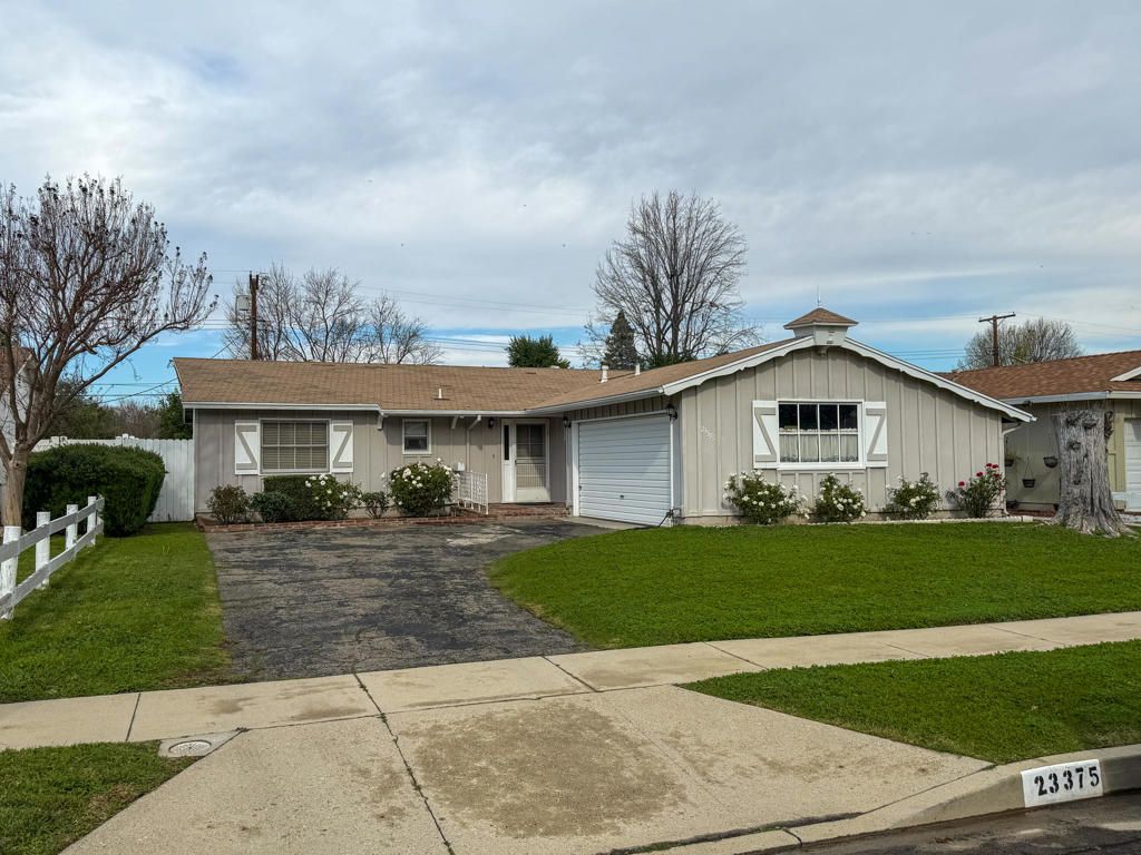 23375 Erwin Street, Woodland Hills, CA 91367