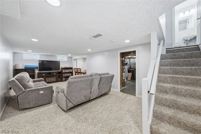 3695 Normandy Road, Shaker Heights, OH 44120