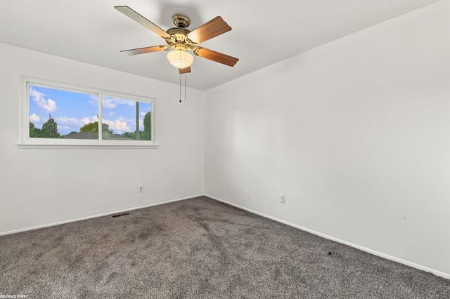 29732 Sutherland Drive, Warren, MI 48088
