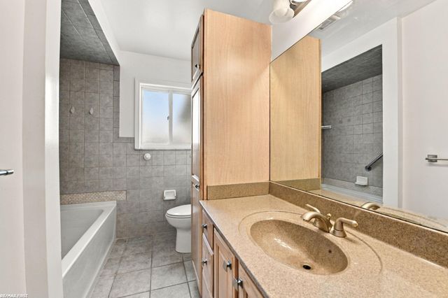 29732 Sutherland Drive, Warren, MI 48088