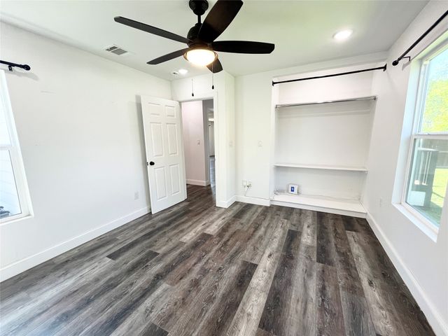 4136 Lisbon Street, Fort Worth, TX 76107