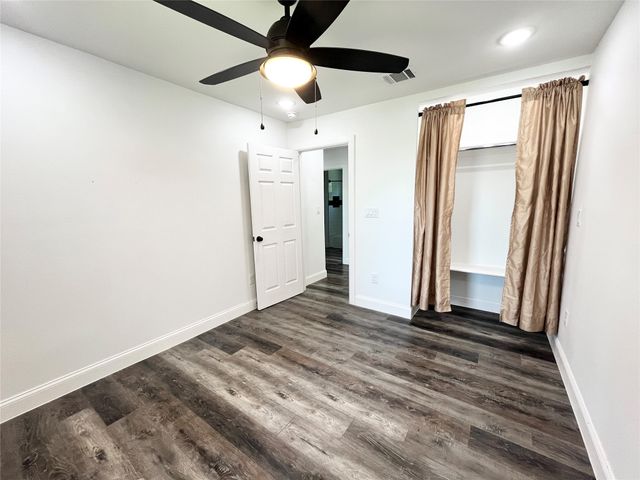 4136 Lisbon Street, Fort Worth, TX 76107