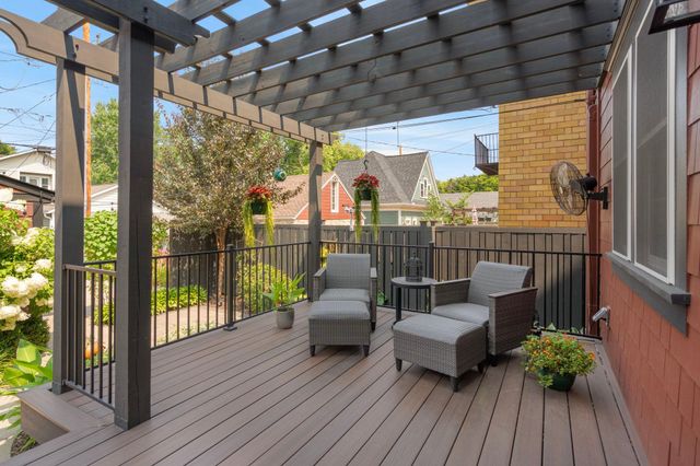847 Ashland Avenue, Saint Paul, MN 55104