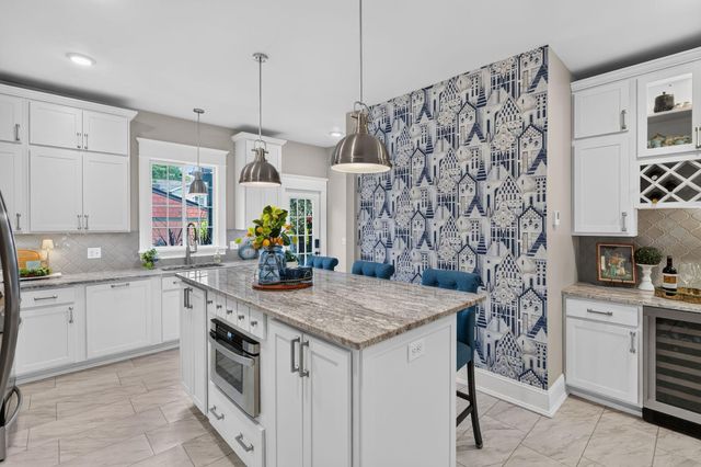847 Ashland Avenue, Saint Paul, MN 55104