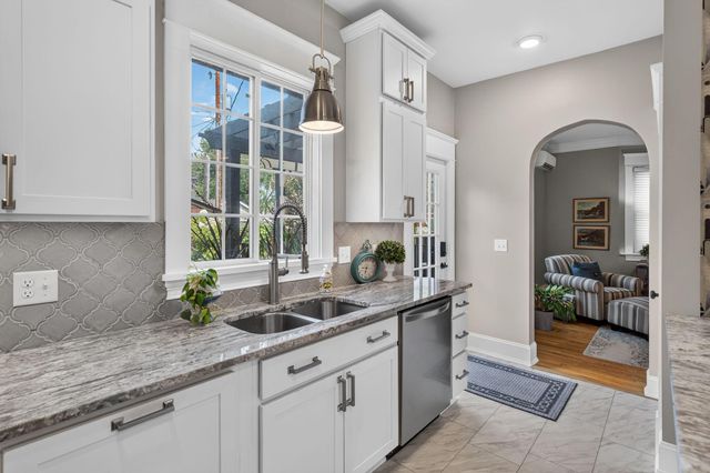 847 Ashland Avenue, Saint Paul, MN 55104