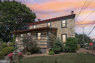 100 MILFORD RD, Downingtown, PA 19335
