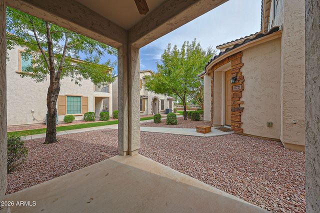 17717 W MANDALAY Lane, Surprise, AZ 85388