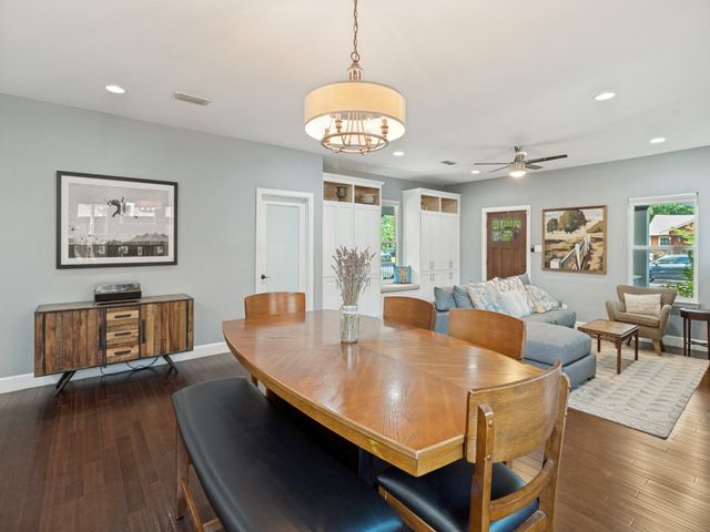 630 N Edgefield Avenue, Dallas, TX 75208