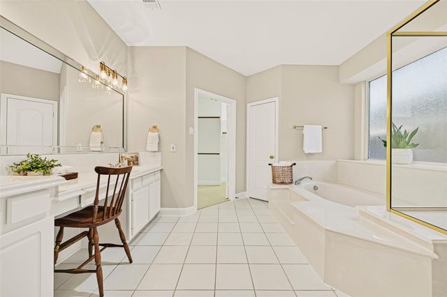 9614 Woodcliff Lake Drive, Spring, TX 77379