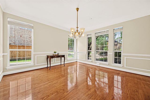 9614 Woodcliff Lake Drive, Spring, TX 77379