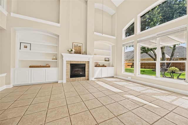 9614 Woodcliff Lake Drive, Spring, TX 77379