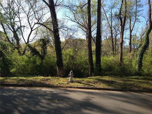 125 Watson Circle SE, Atlanta, GA 30317