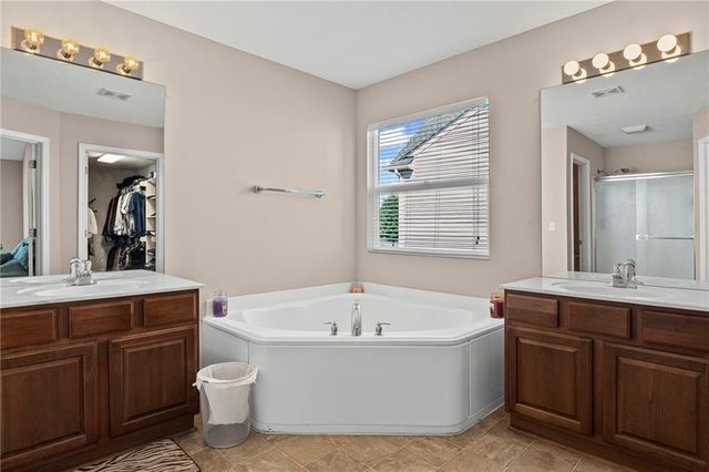 22511 W 113th Street, Olathe, KS 66061