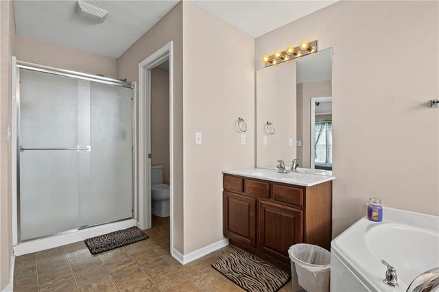 22511 W 113th Street, Olathe, KS 66061