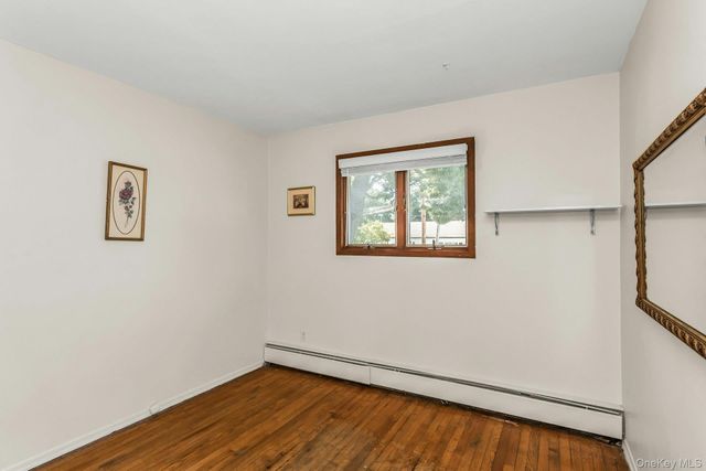 50 Jerome Street, Lindenhurst, NY 11757