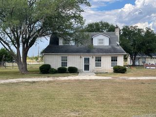 6932 Green Valley Rd, Cibolo, TX 78108