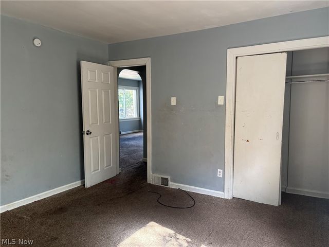 74 Vesper Street, Akron, OH 44310