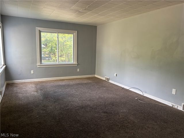 74 Vesper Street, Akron, OH 44310