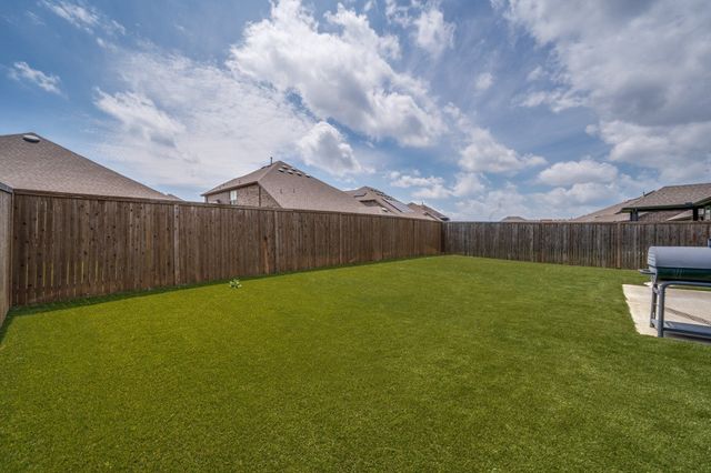 1508 Pleasant Knoll Trail, Aubrey, TX 76227