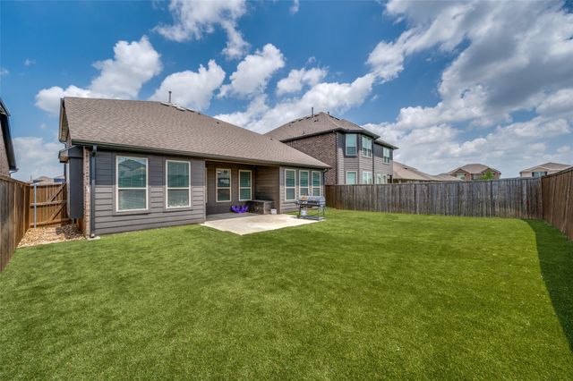 1508 Pleasant Knoll Trail, Aubrey, TX 76227