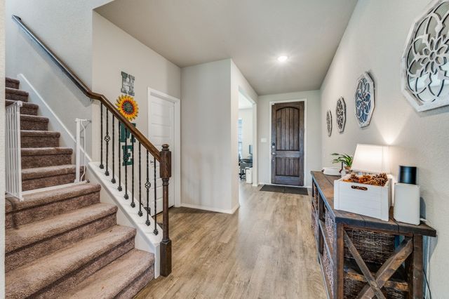 1508 Pleasant Knoll Trail, Aubrey, TX 76227