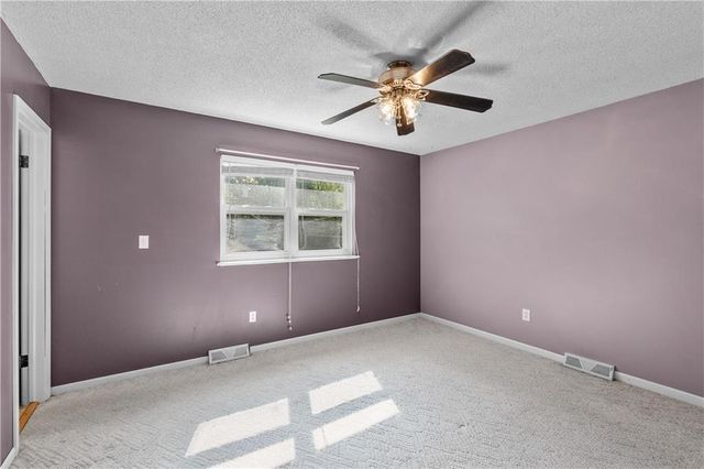 4919 Bluejacket Street, Shawnee, KS 66203