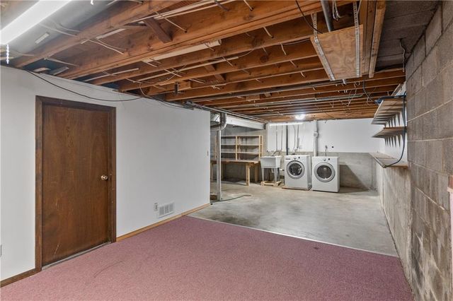 4919 Bluejacket Street, Shawnee, KS 66203